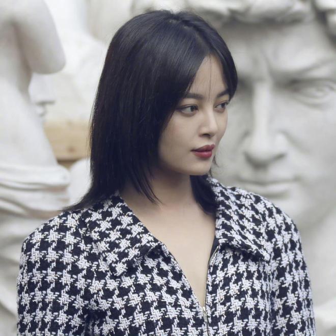 从打工妹到香奈儿大使辛芷蕾珠宝进阶史不朽情缘首页中国第三位威尼斯影后！(图13)